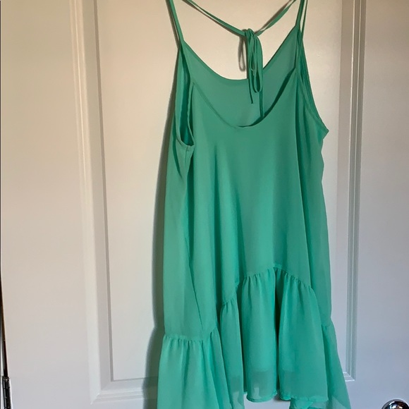 🎀 Lush Flowwy Green Dress🎀 - Picture 2 of 3